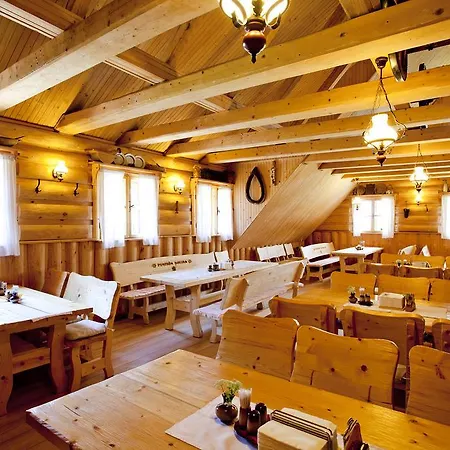 Konukevi Koliba Dolny Kubin