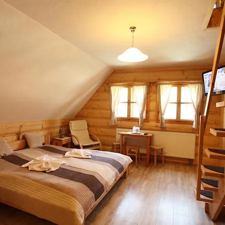 Konukevi Koliba Dolny Kubin